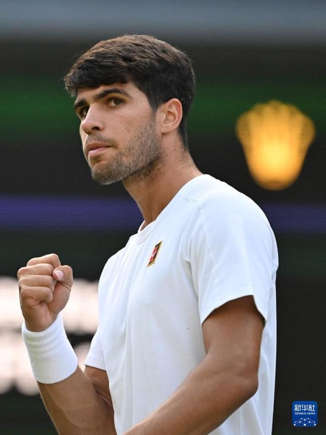 但随着比赛 但随着比赛