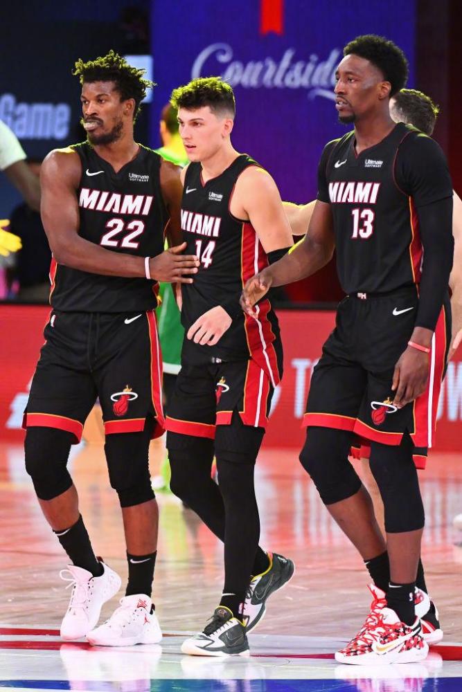 遏制四川队 遏制四川队