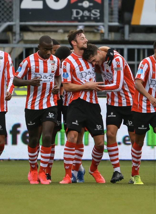 更是有脑子 更是有脑子