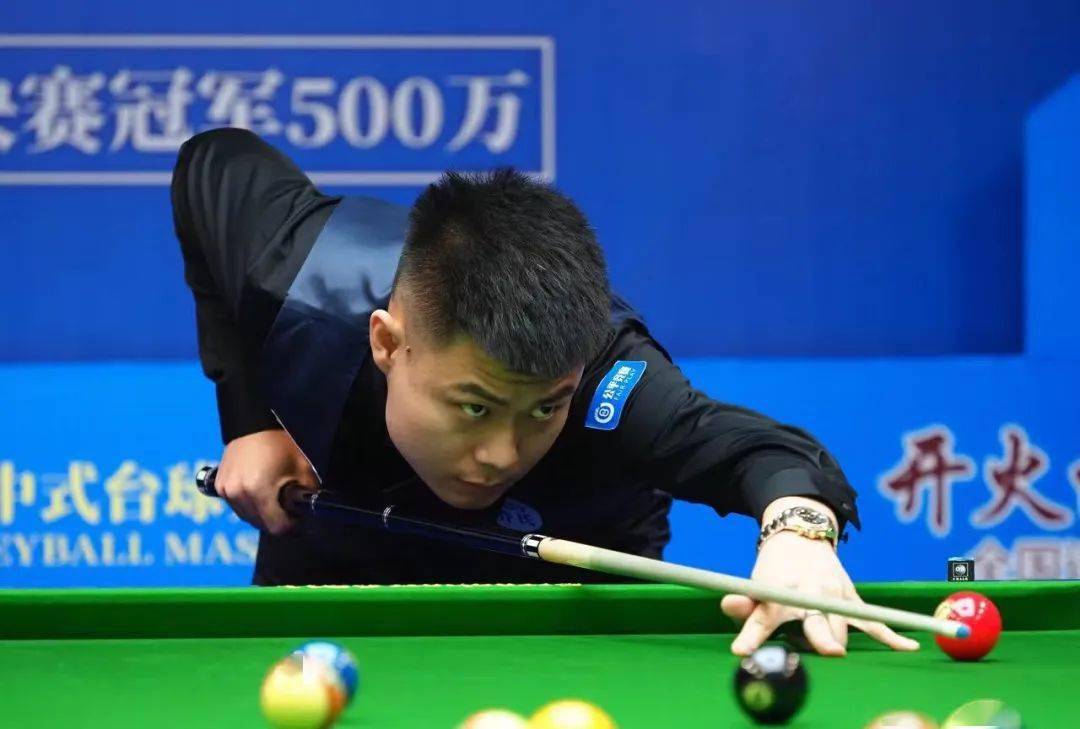 天津男排的 天津男排的