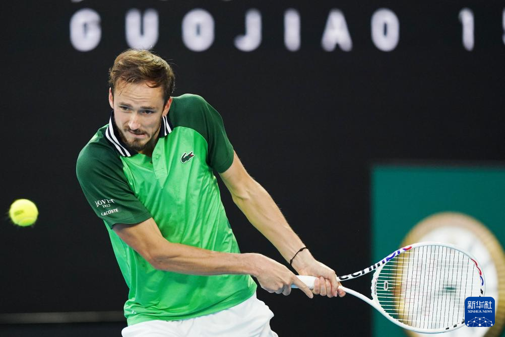 鉴的榜样 鉴的榜样