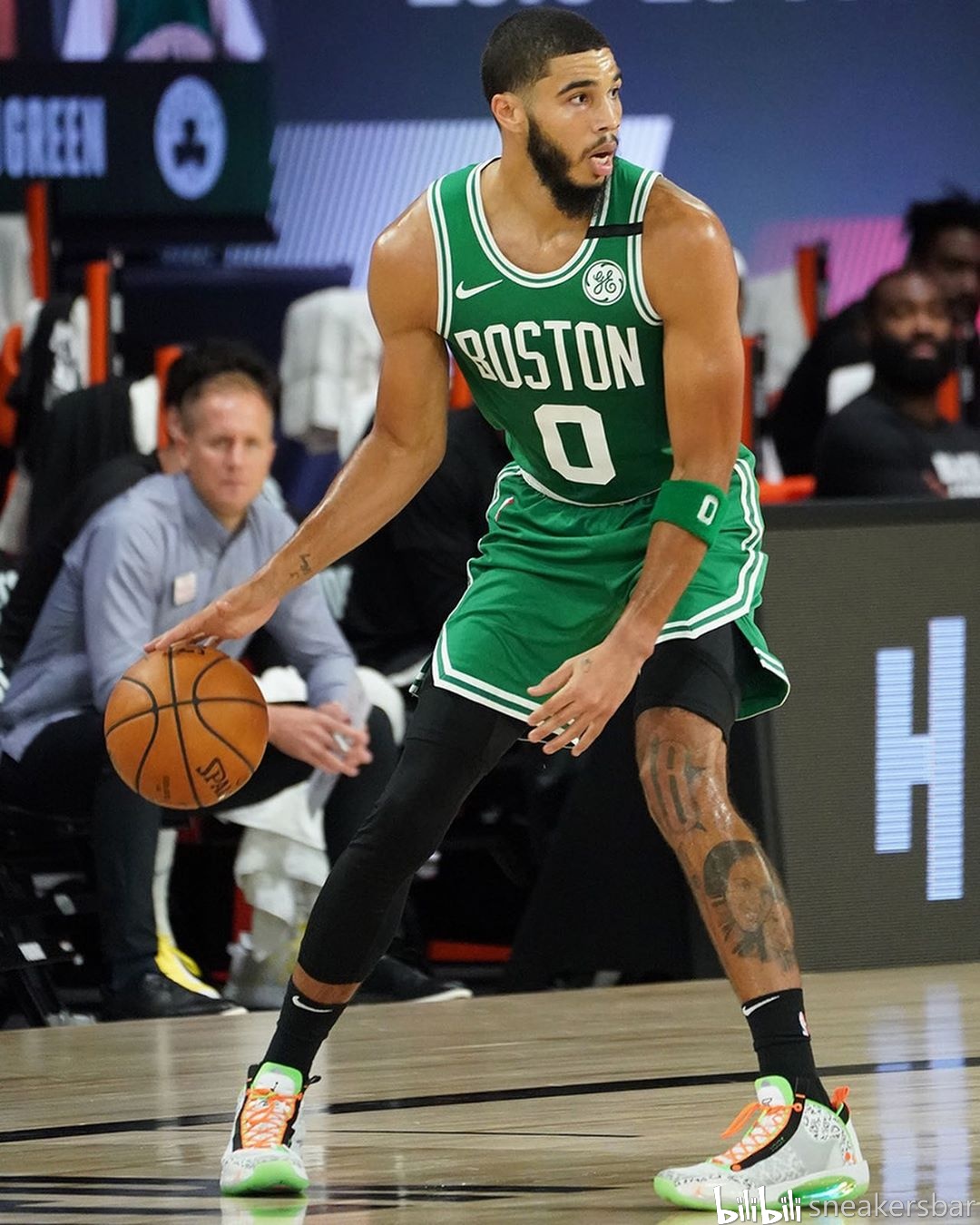 格拉尼特 格拉尼特