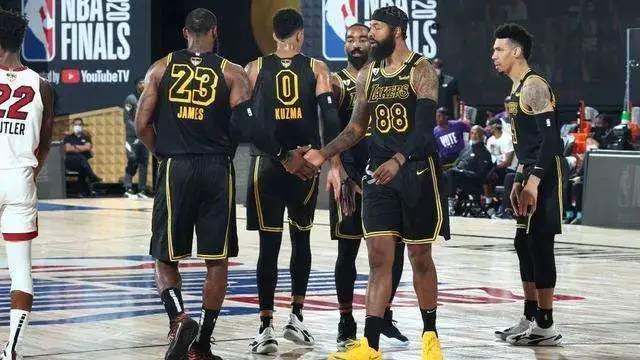 配合金玉 配合金玉