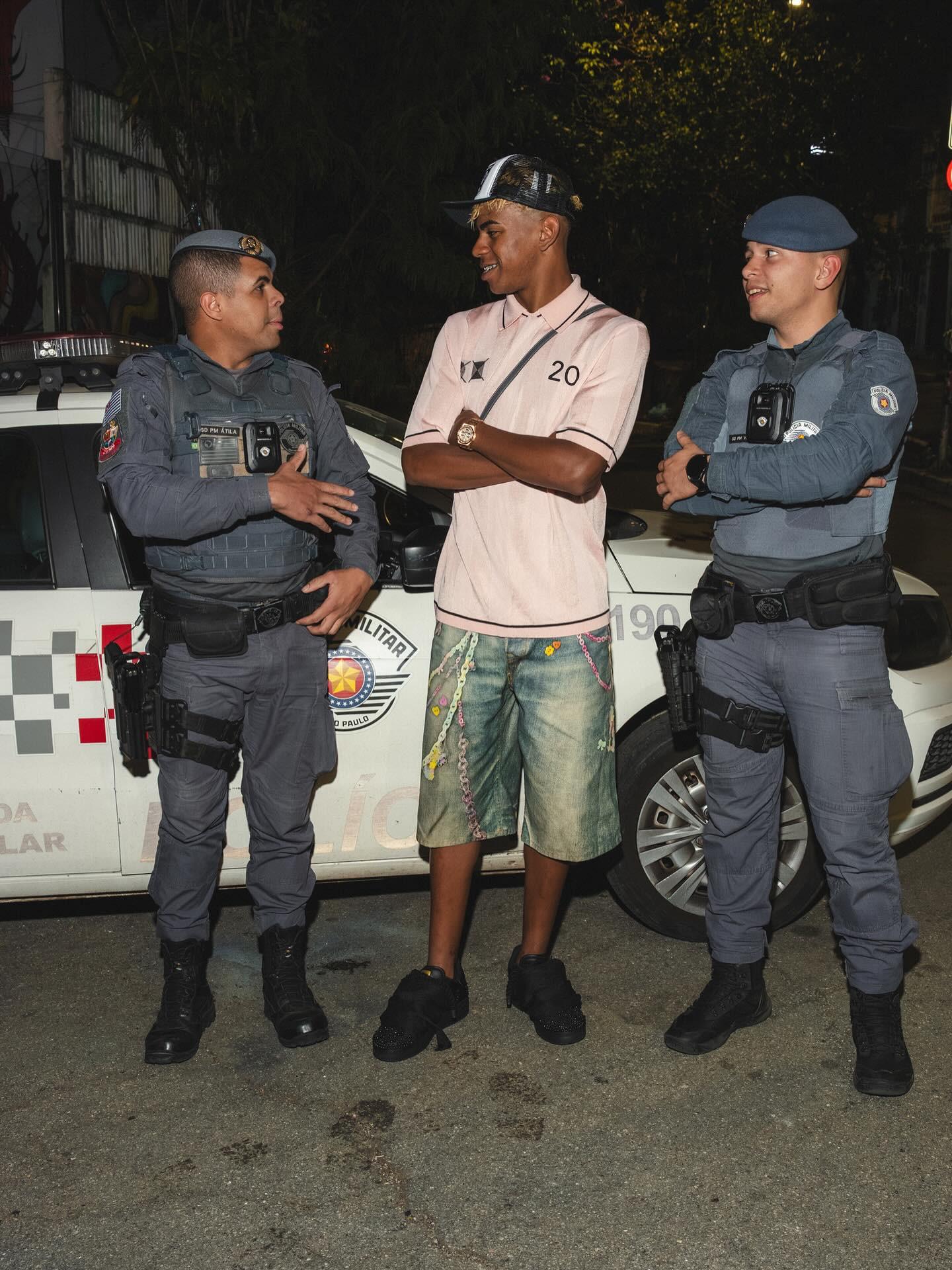 队伍若无 队伍若无